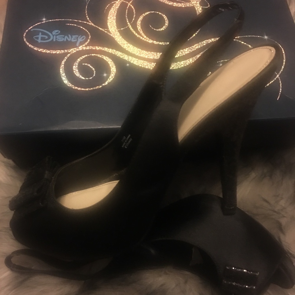 🌺Disney Slipper Glitter Heels Size 11M🌺